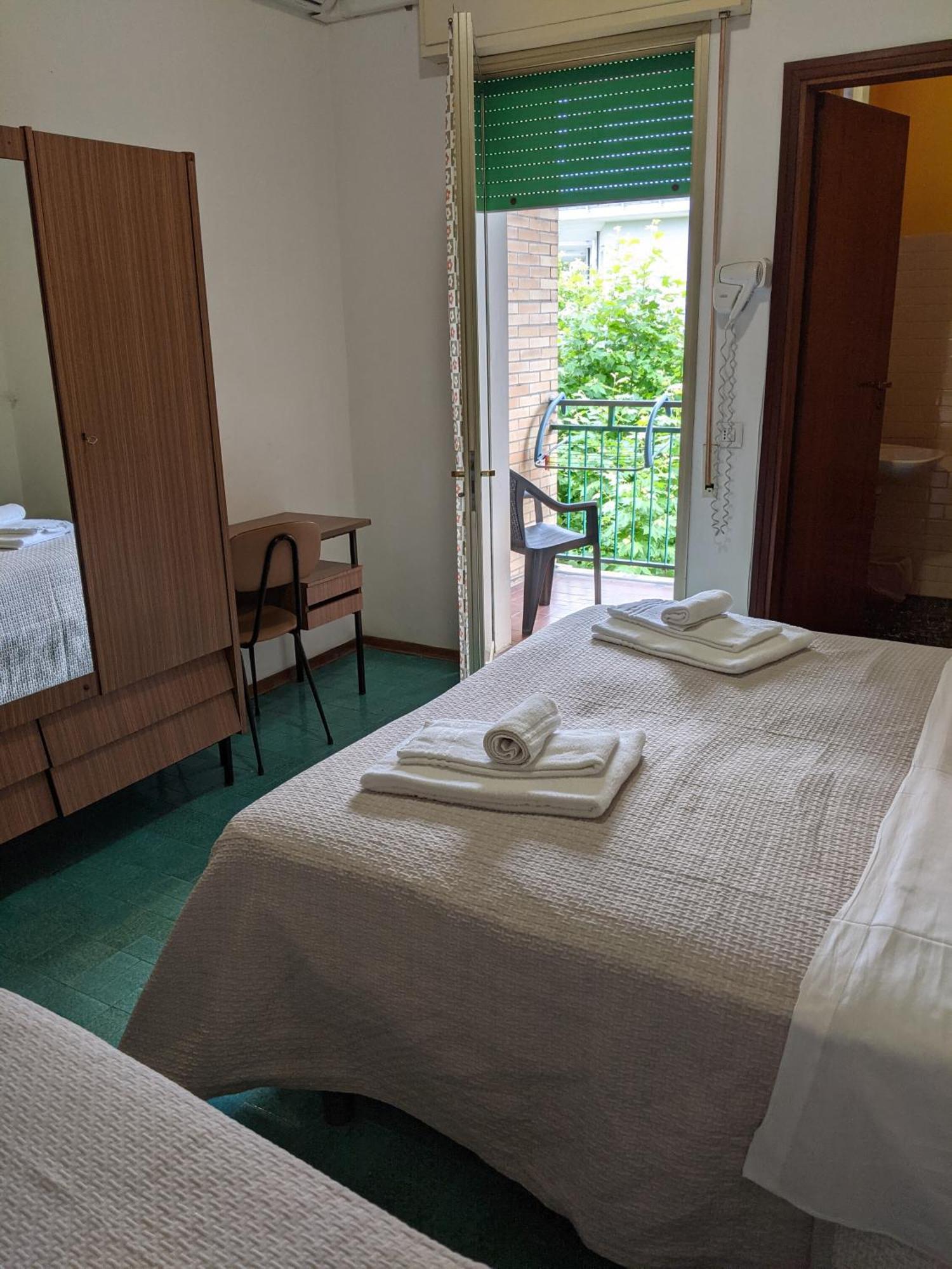 Hotel Bellevue Cesenatico Εξωτερικό φωτογραφία