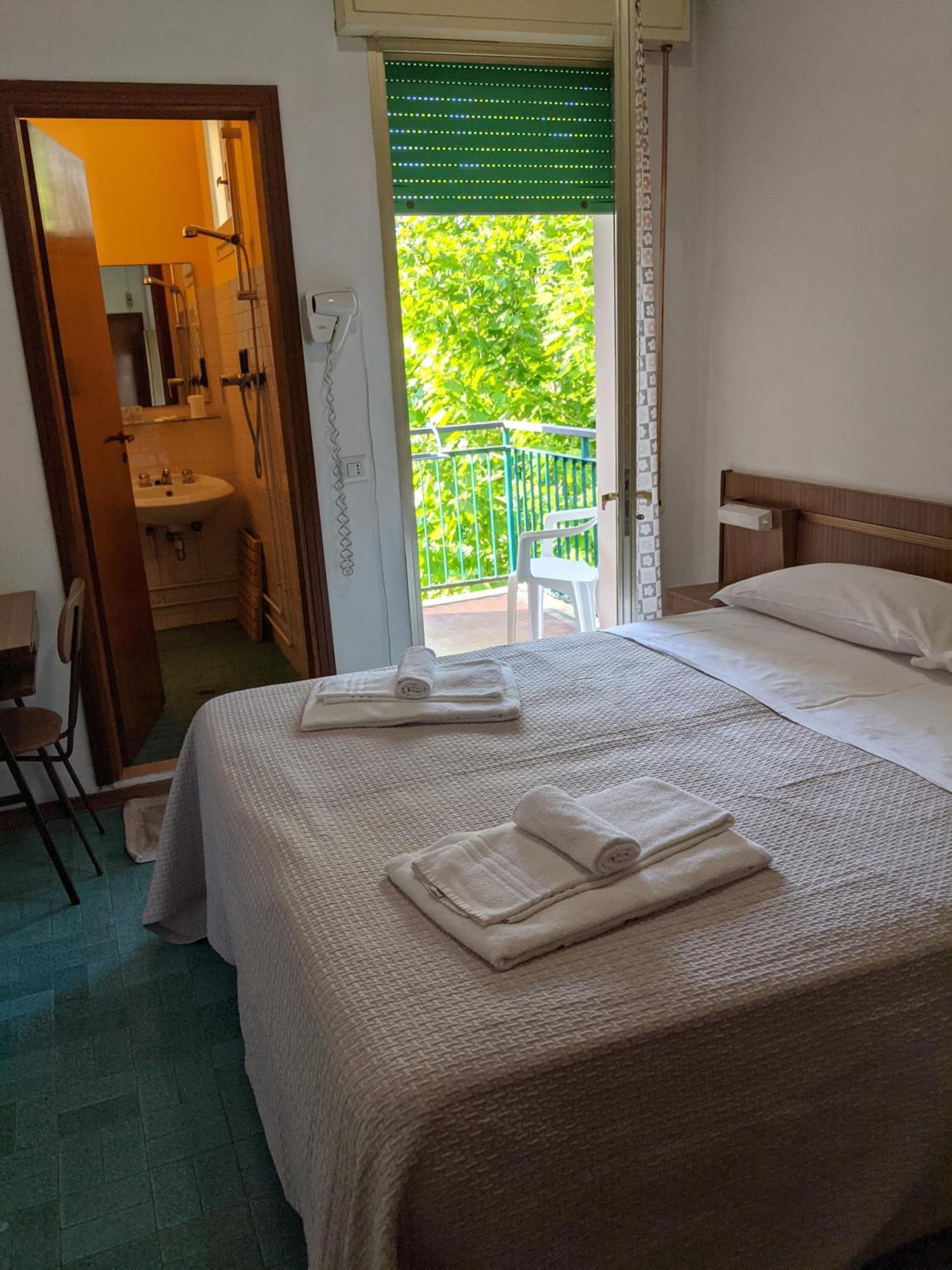 Hotel Bellevue Cesenatico Εξωτερικό φωτογραφία