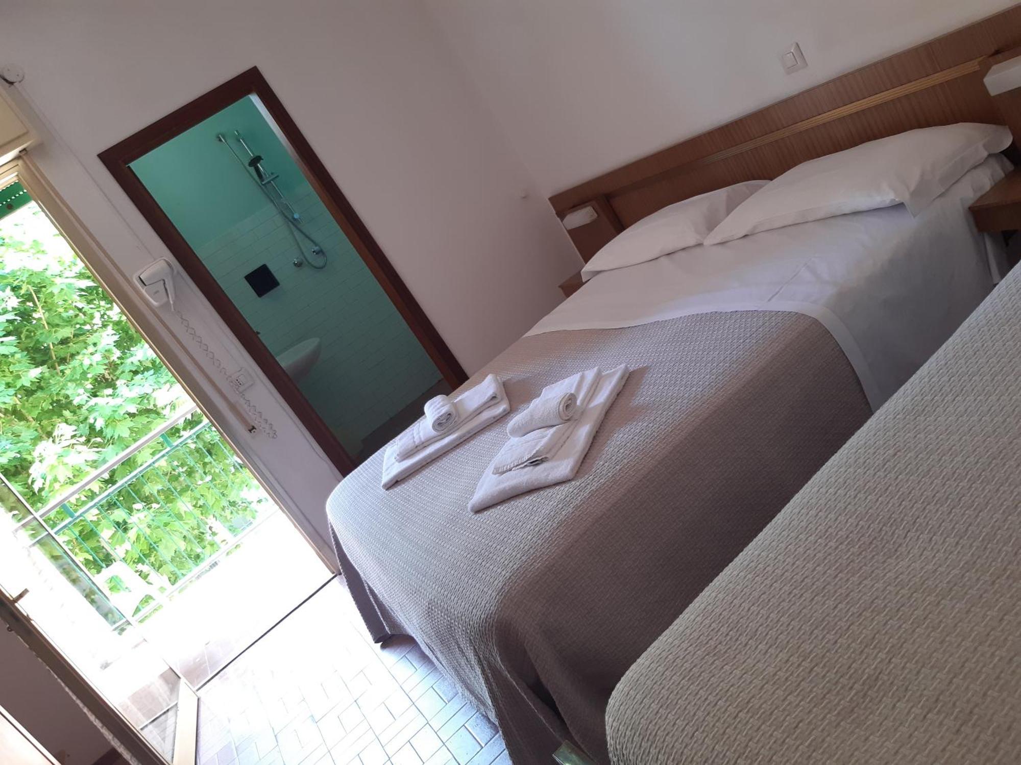 Hotel Bellevue Cesenatico Εξωτερικό φωτογραφία