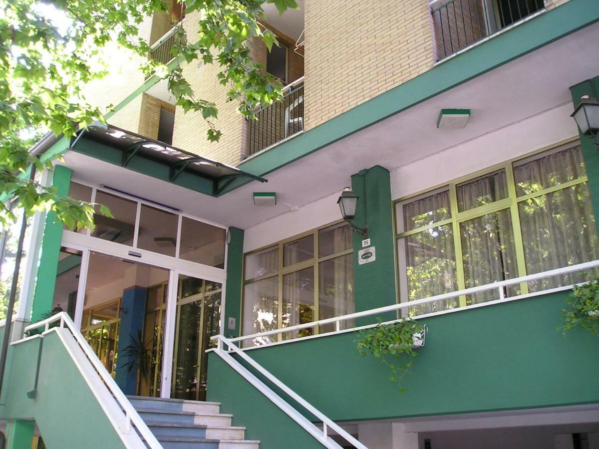 Hotel Bellevue Cesenatico Εξωτερικό φωτογραφία